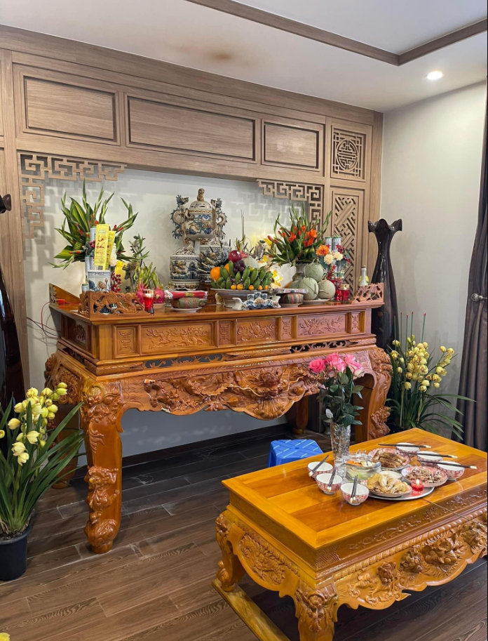 Thiết kế Nội thất phòng thờ làm từ gỗ hương đá cho nhà cấp 4 2